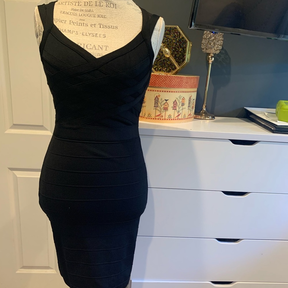 GUESS Bandage Dress In Black 👗
